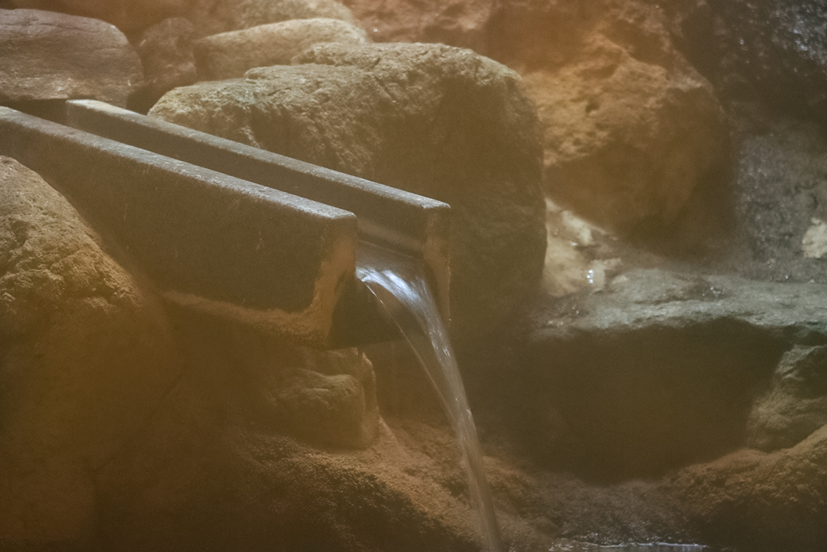 大浴場(岩風呂風露天風呂)